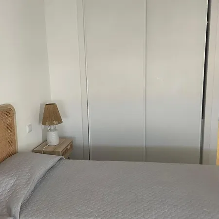 Invicta Apartament *